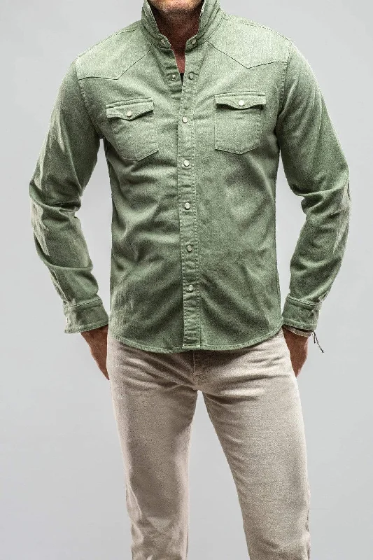 Urban Design Sense Ranger Colored Denim Snap Shirt In Menta